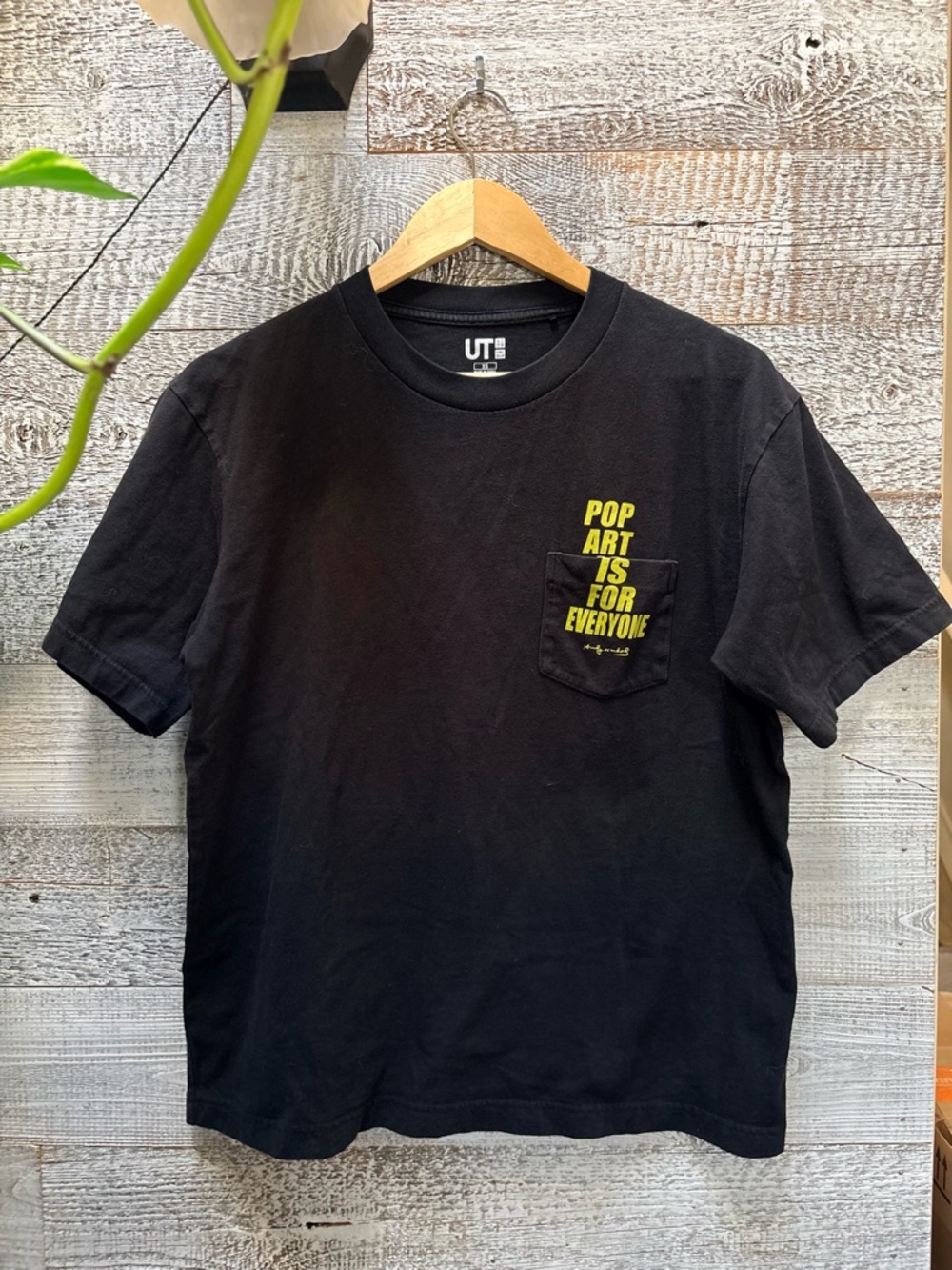 UT Uniqlo x Andy Warhol | "Pop Art is For Everyone" Graphic Tee - LG XS, Black